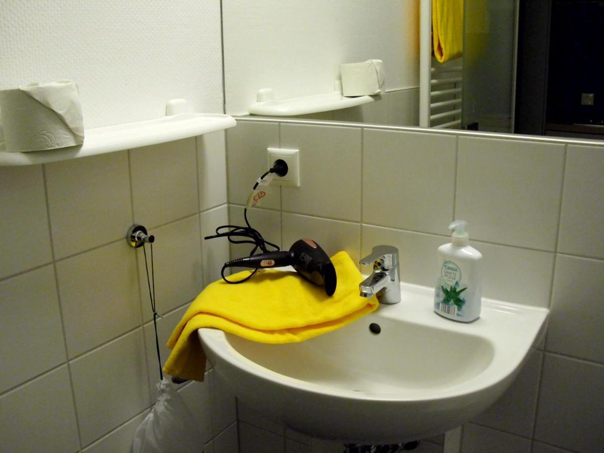 Campus-Gastehaus Aparthotel Mannheim Bagian luar foto